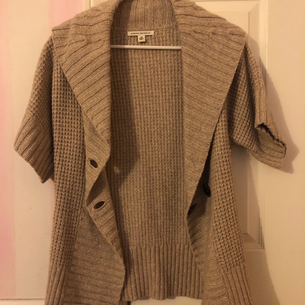 Banana Republic Knitted Cotton White Cardigan with a Belt